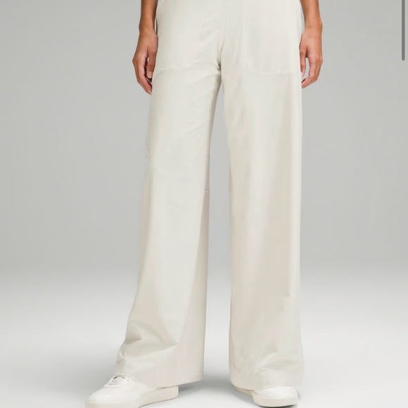 Lululemon Swift Mid-Rise Wide-Leg Lightweight Trouser Pant, Bone, Size 10, NWT - Picture 3 of 13